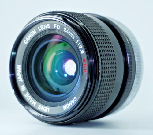 Canon 8 s - 24, f/2.8